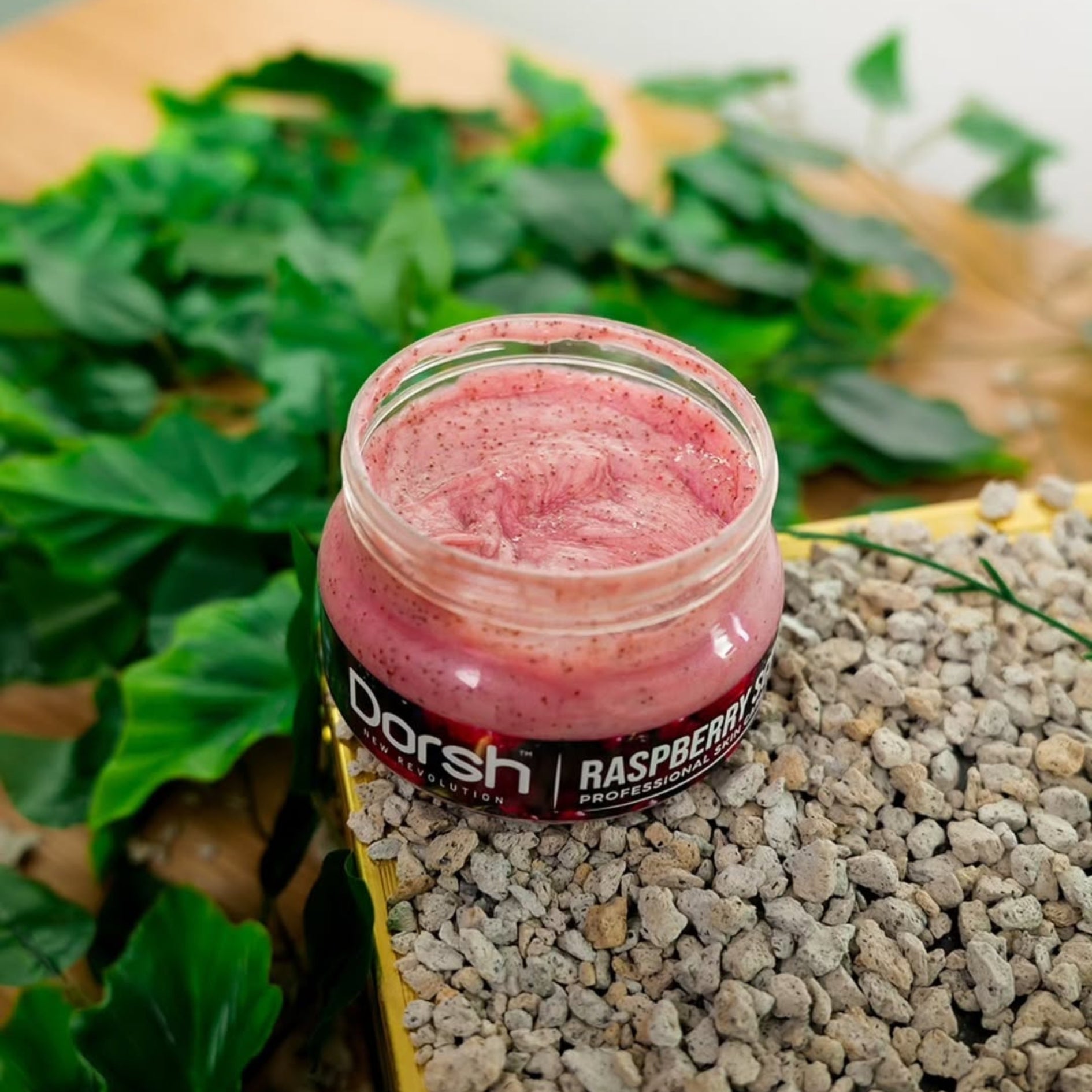 Gesichts- & Körperpeeling mit Himbeerduft – Sanftes Peeling für weiche Haut & frisches Hautgefühl – 300 ml